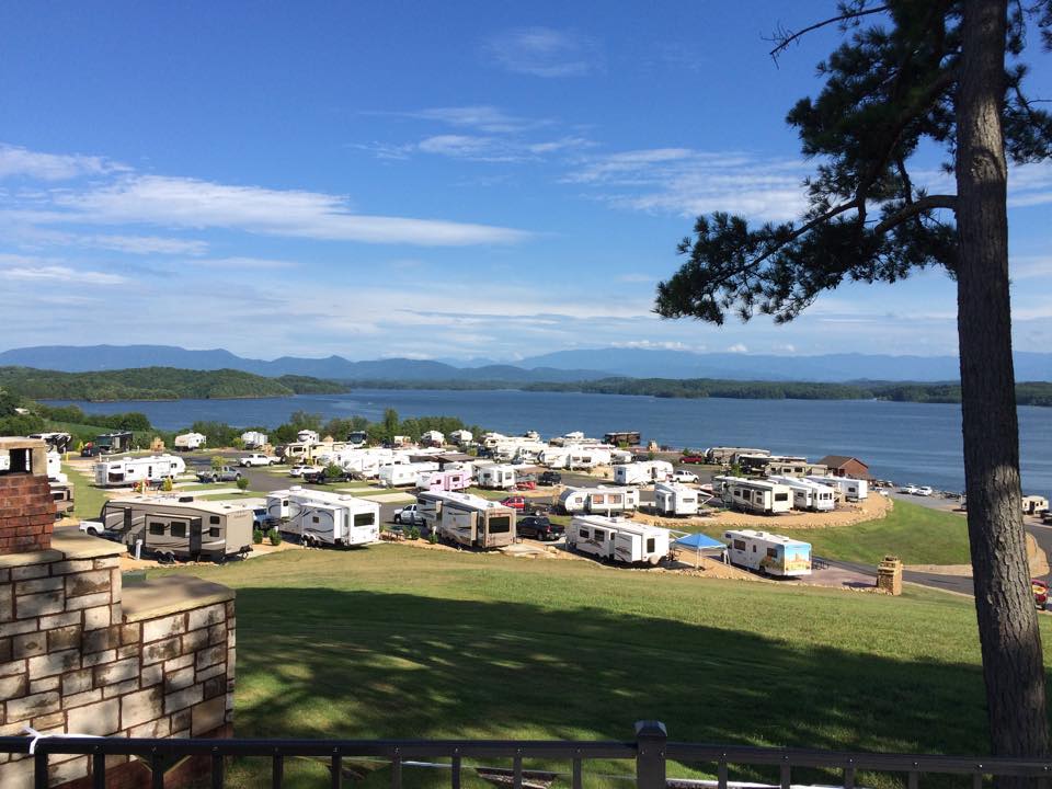 New RV Resort, Breathtaking Views, Fireplaces, BathHouse, STAY WITH US